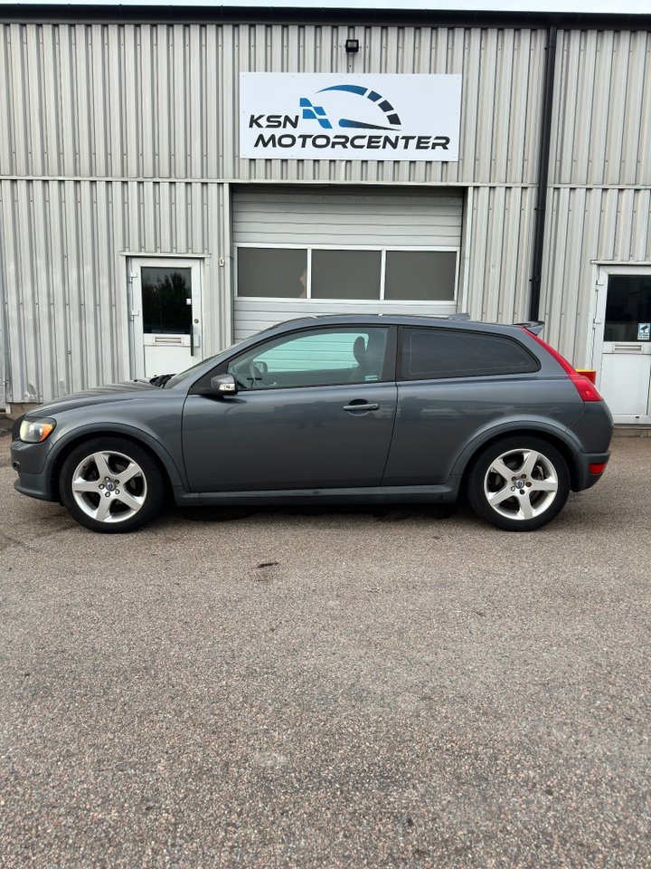 Volvo C30 1.8 Momentum 2009, bild 4/6