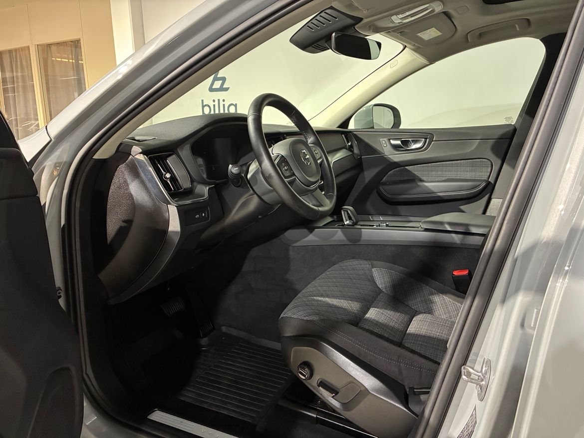 Volvo XC60 T6 Core Nordic 2025, bild 4/10