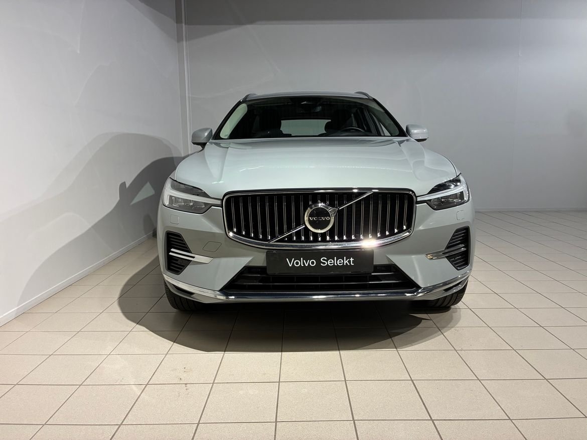 Volvo XC60 T6 Core Nordic 2025, bild 2/10