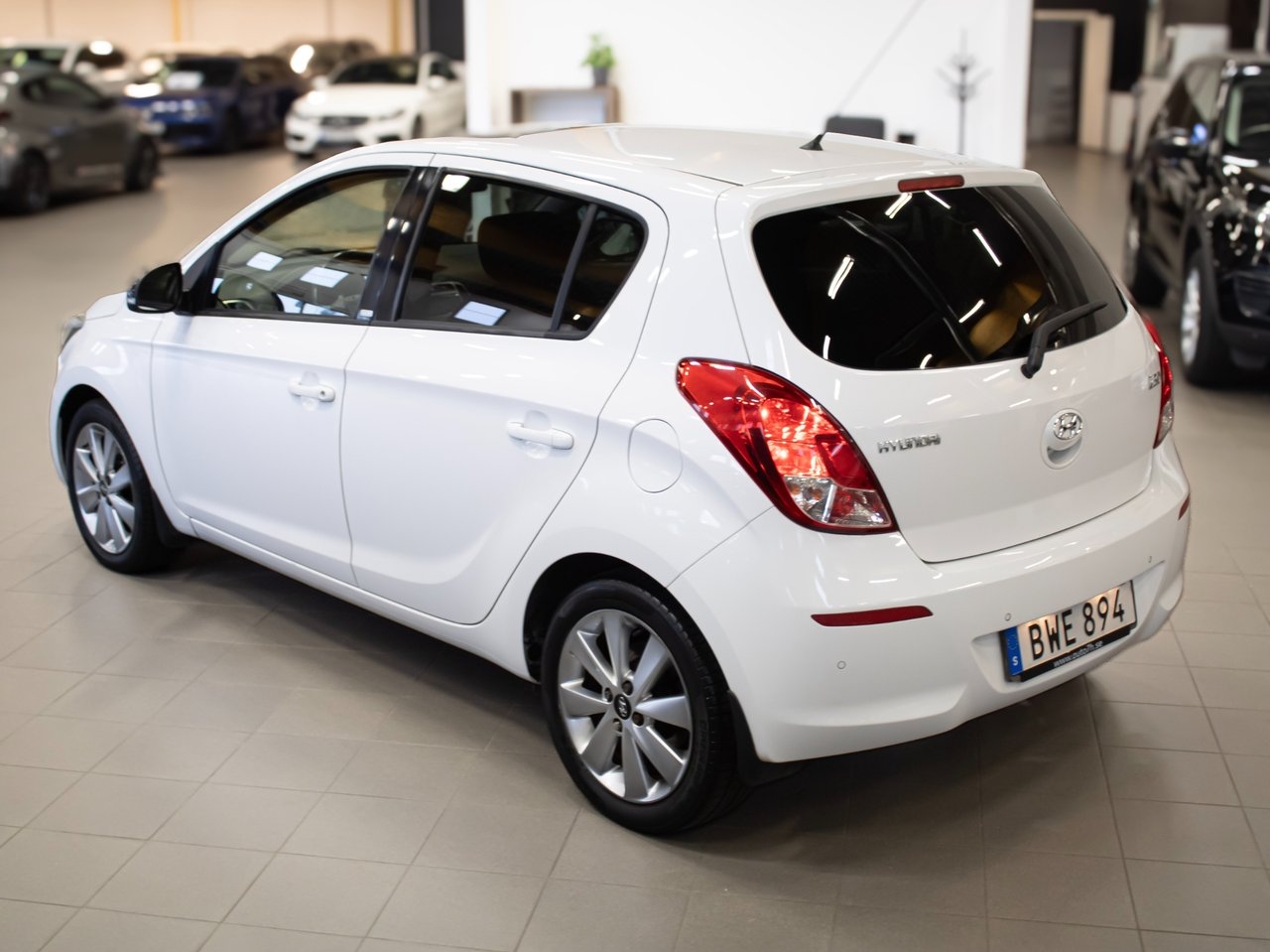 Hyundai i20 Premium 2015, photo 4/10