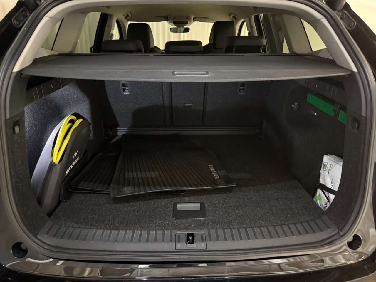 Skoda Enyaq 80x 2022, kuva 20/21