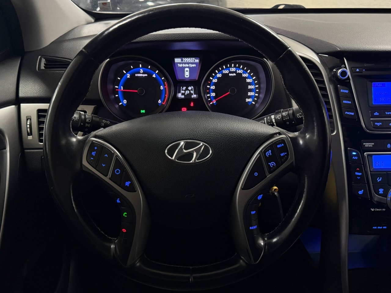 Hyundai i30 1.6 CRDi Business 2014, bild 7/10