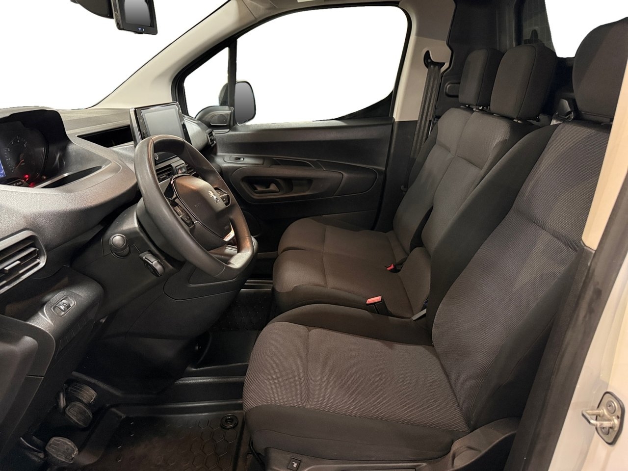 Peugeot Partner 2020, kuva 5/10