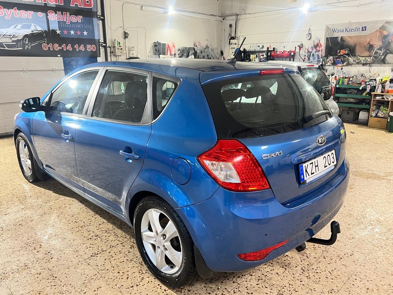 Kia Ceed 1.6 EX 2011, bild 4/10