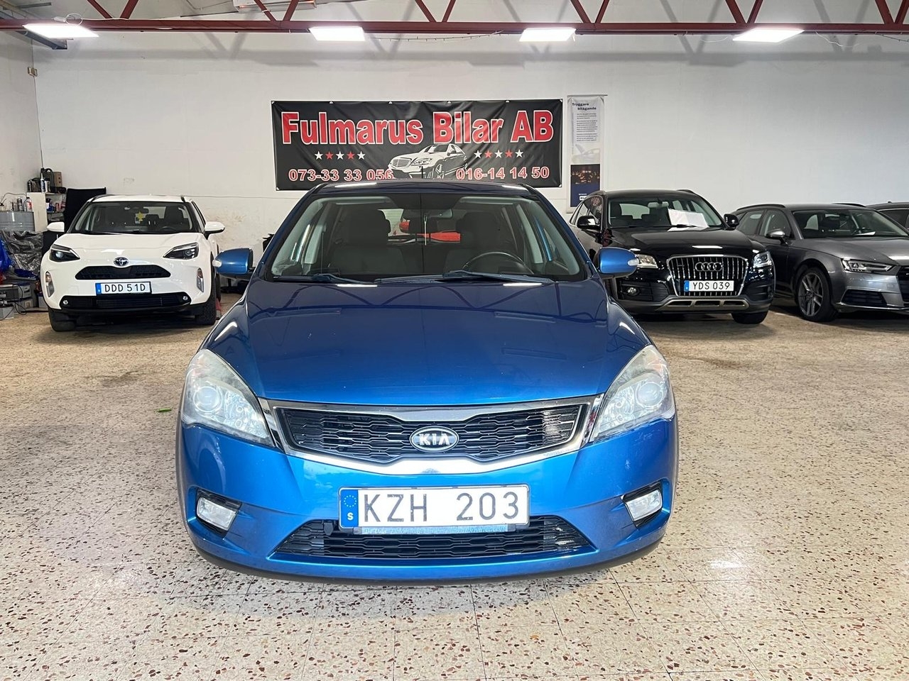 Kia Ceed 1.6 EX 2011, bild 2/10