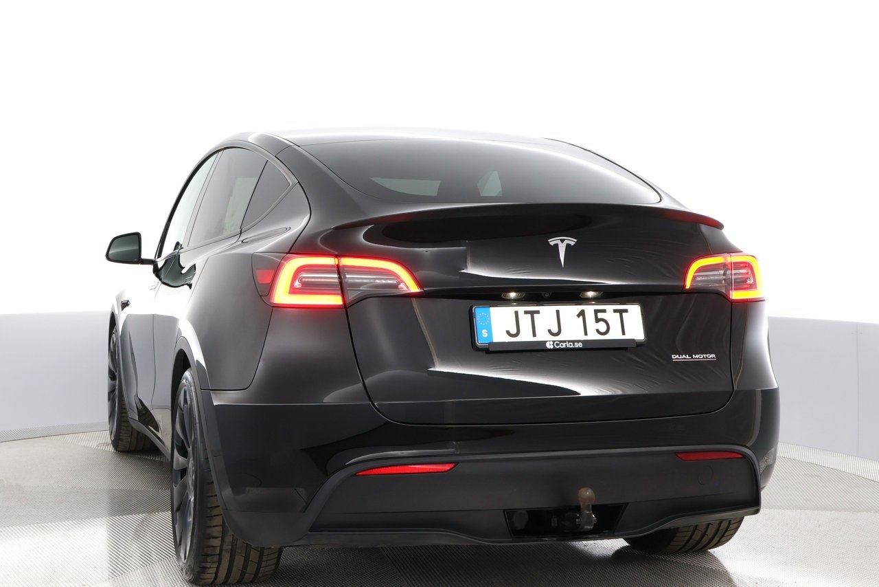 Tesla Model Y 2023, photo 4/10