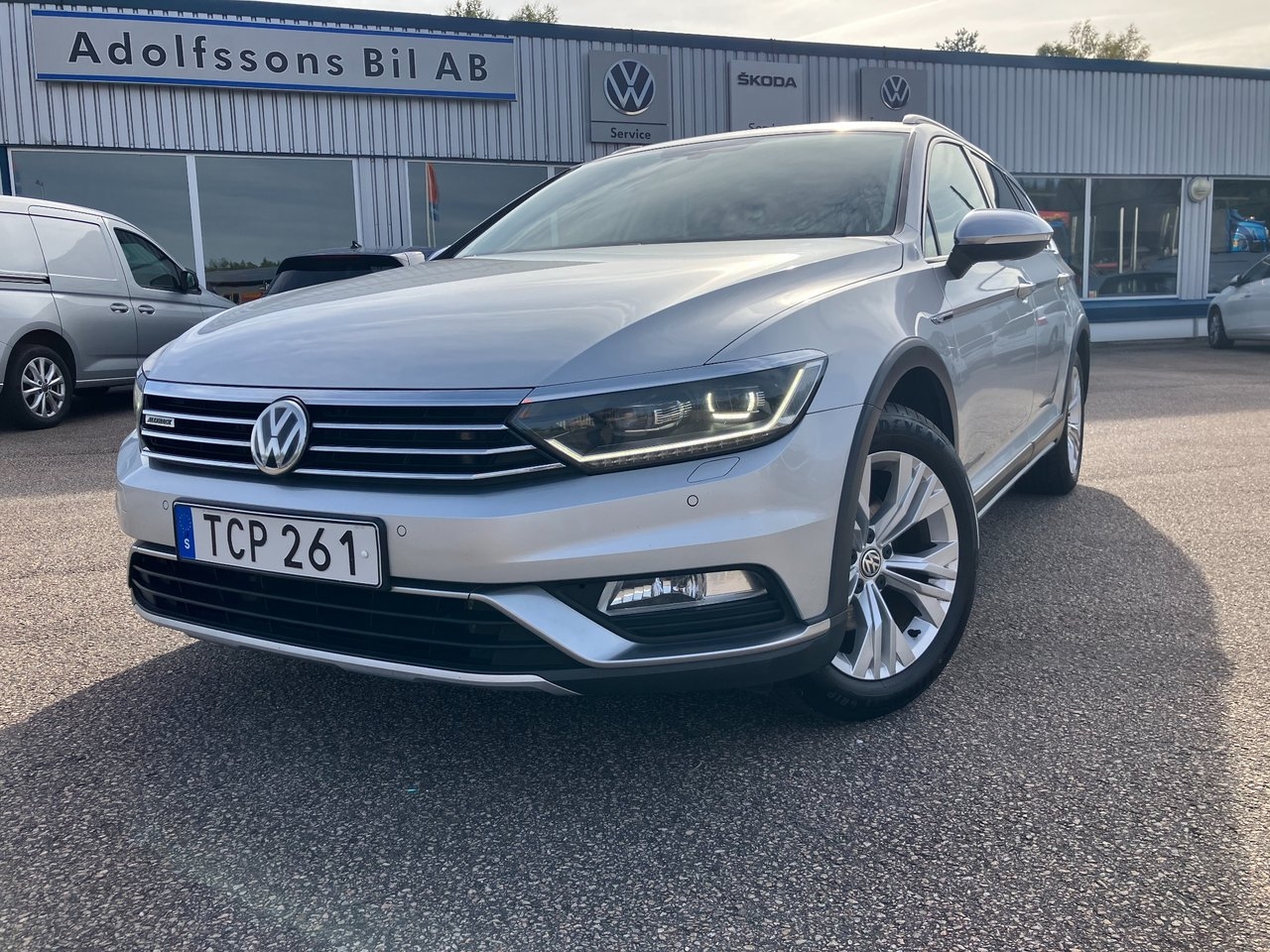 Volkswagen Passat Alltrack 2.0 TDI SCR 2017, bild 2/10