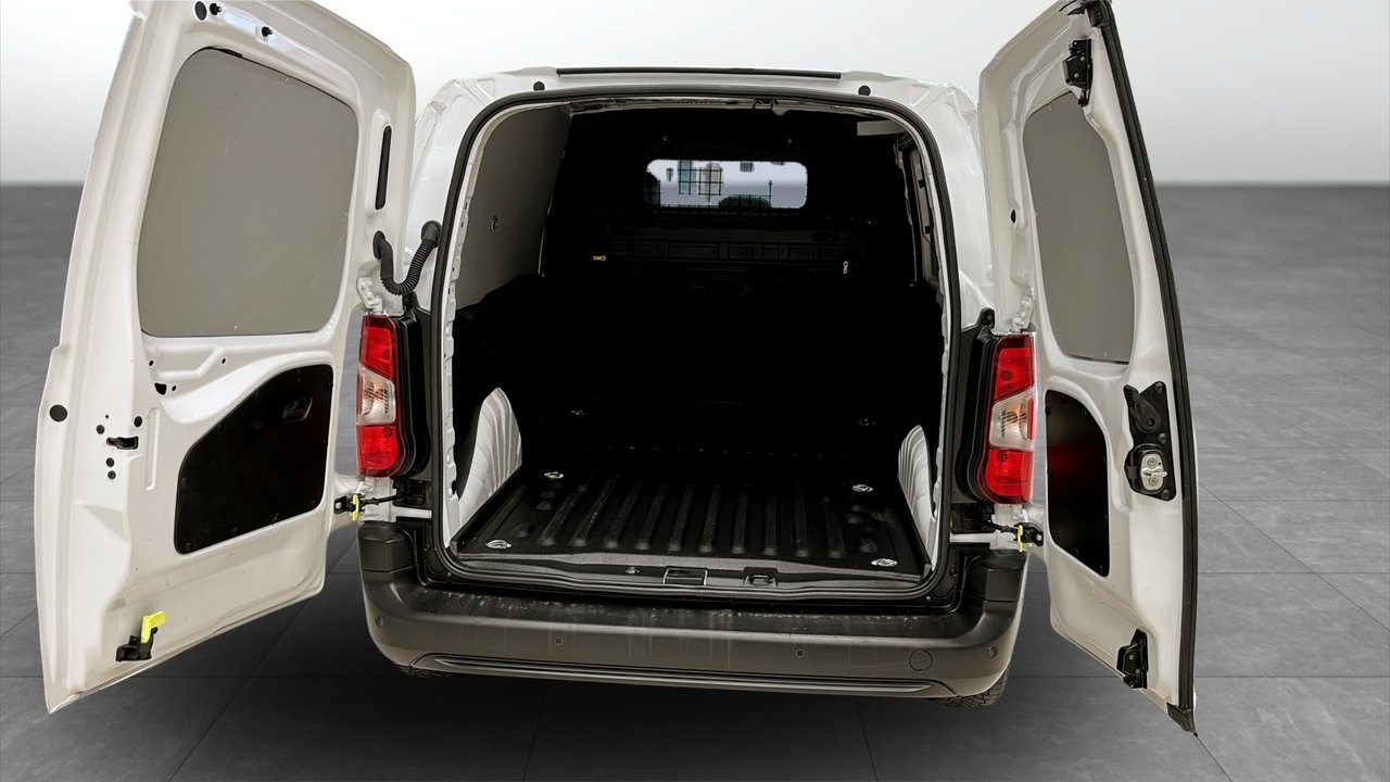 Peugeot Partner 1.5 BlueHDi 130 2023, kuva 10/11