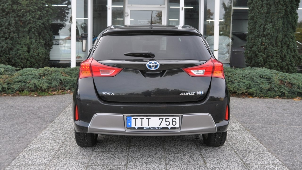Toyota Auris 1.8 Hybrid Executive 2013, bild 5/10