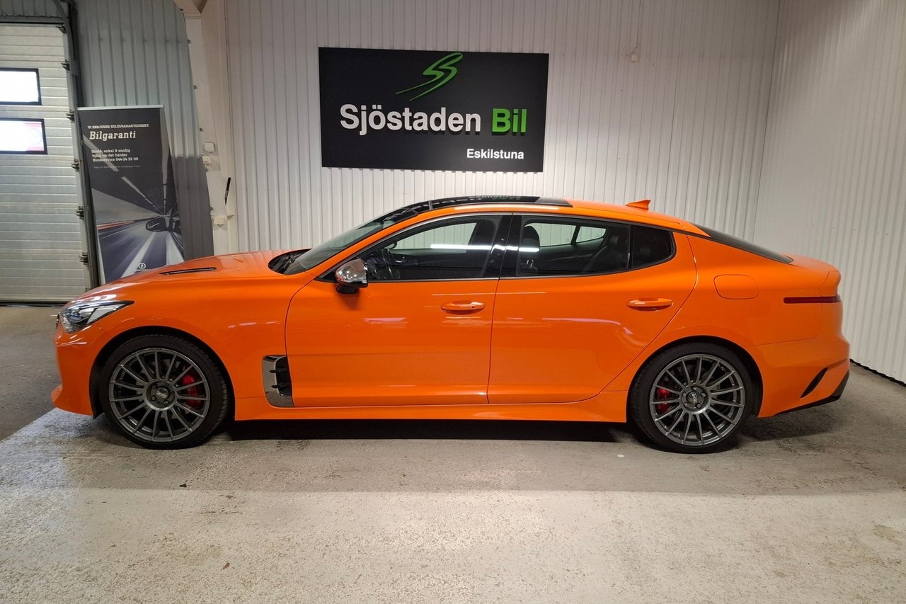 Kia Stinger 3.3 T-GDI V6 GT 2020, bild 2/10