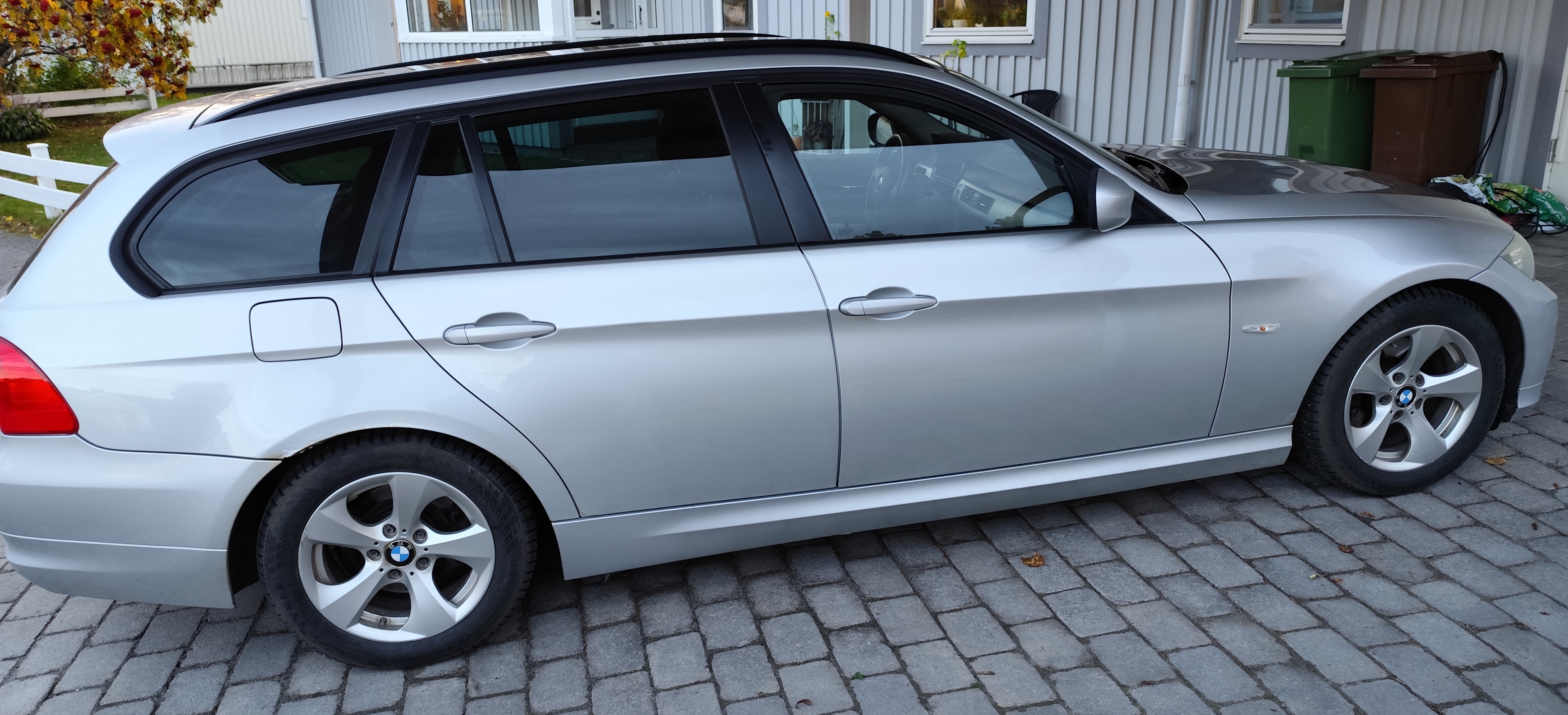 BMW 320 2011, bild 5/10