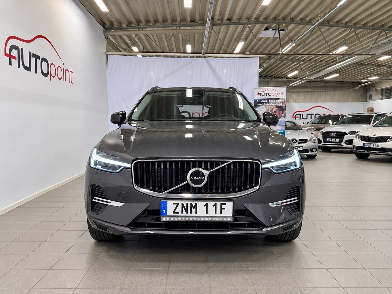 Volvo XC60 B4 Diesel Momentum Advanced 2022, bild 2/4