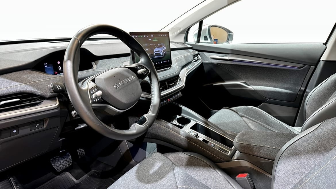 Skoda Elroq 60 2025, photo 7/10