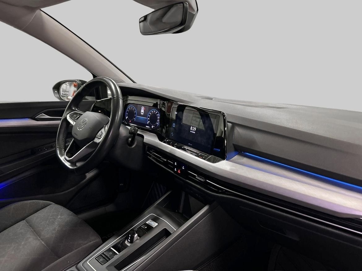 Volkswagen Golf 1.5 eTSI 2023, kuva 10/10
