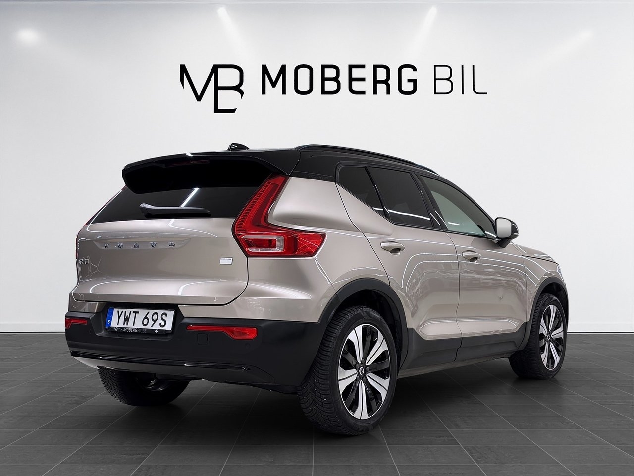 Volvo XC40 Core 2023, bild 5/10