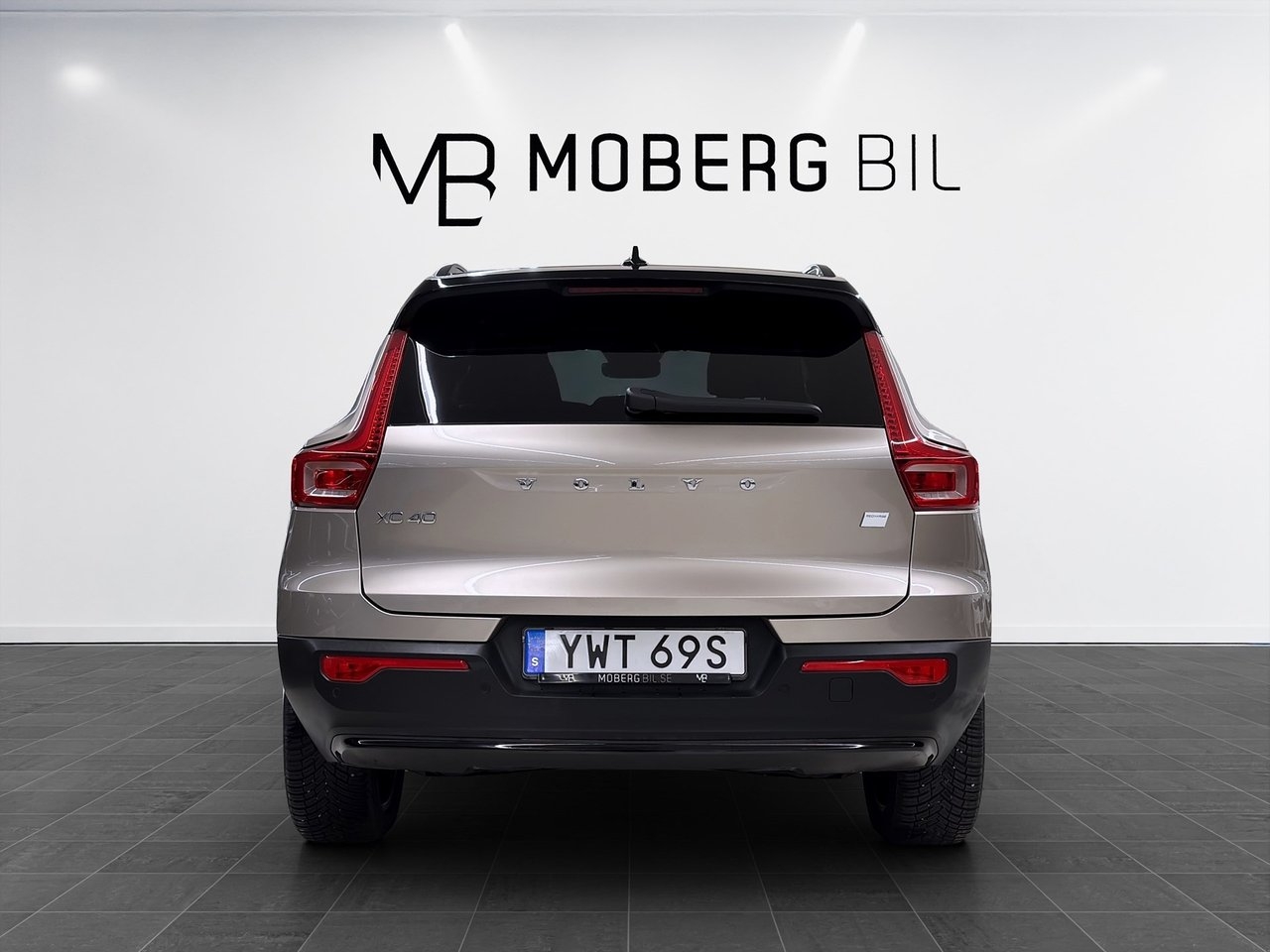 Volvo XC40 Core 2023, bild 6/10