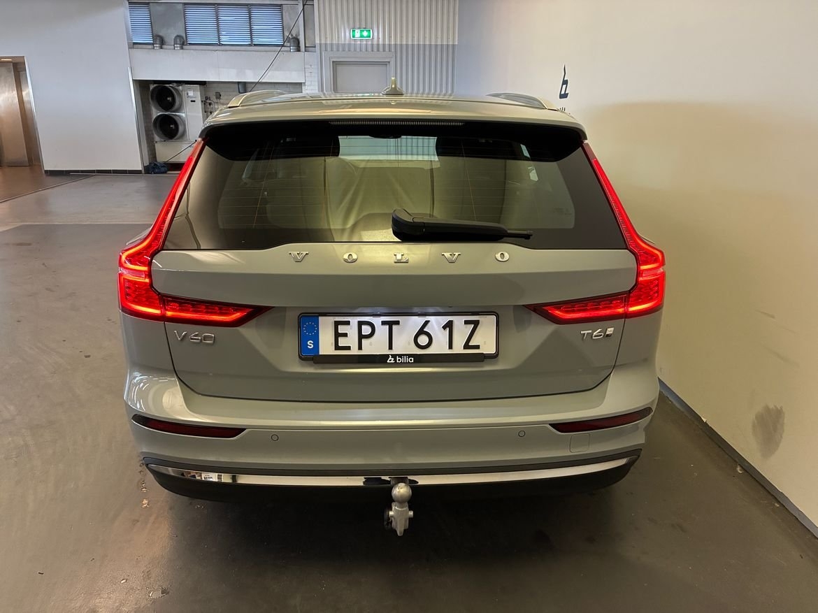 Volvo V60 Plus Bright Edition 2025, bild 7/10