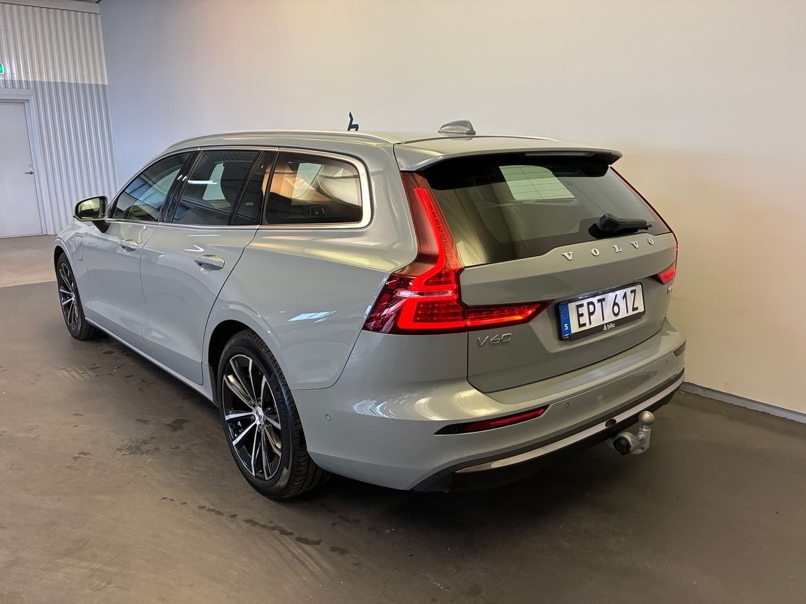 Volvo V60 Plus Bright Edition 2025, bild 6/10