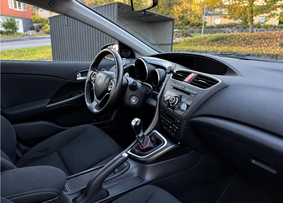 Honda Civic 1.6 i-DTEC 2014, kuva 6/9