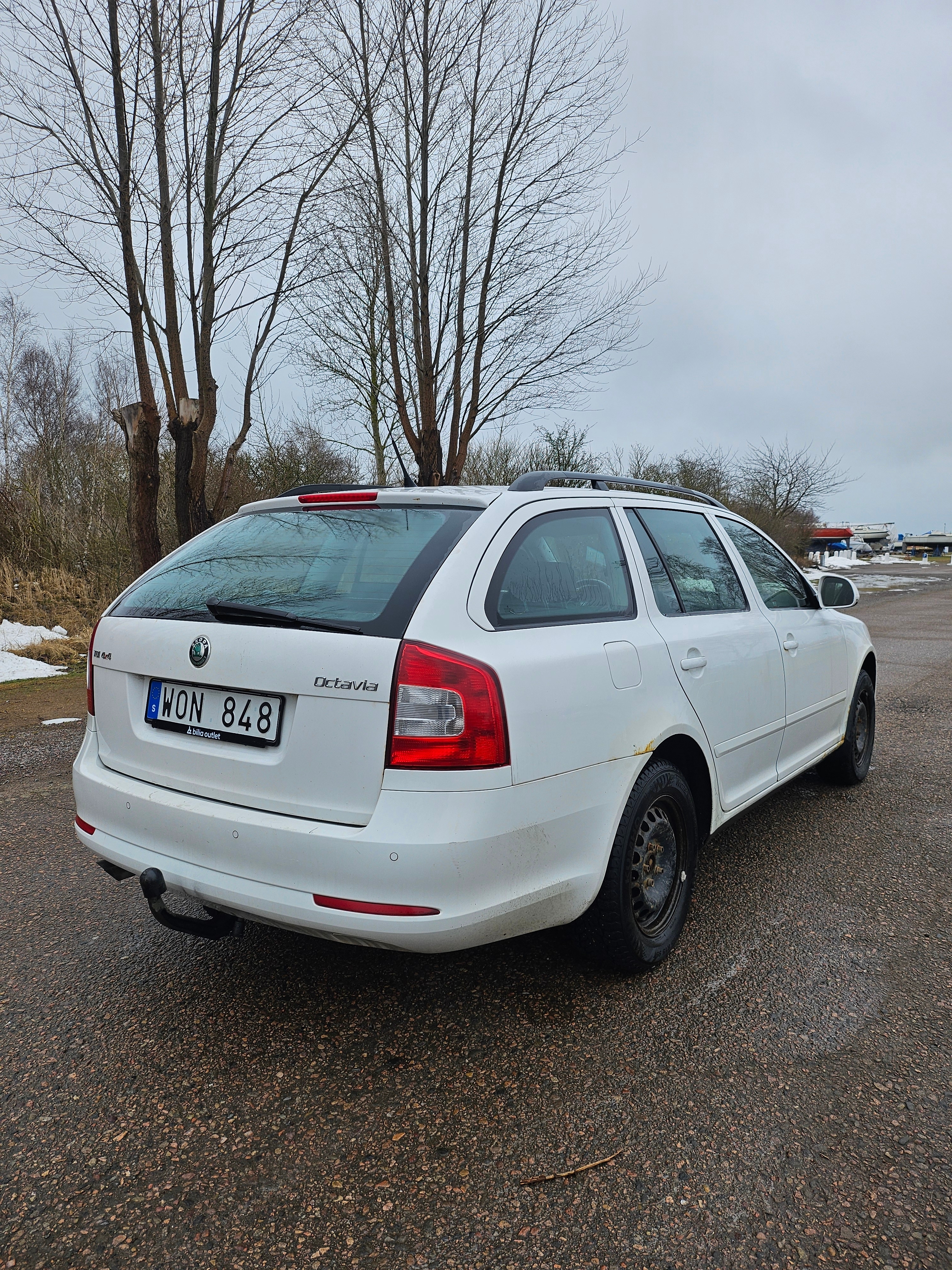 Skoda Octavia 1.6 TDI 2010, bild 4/8