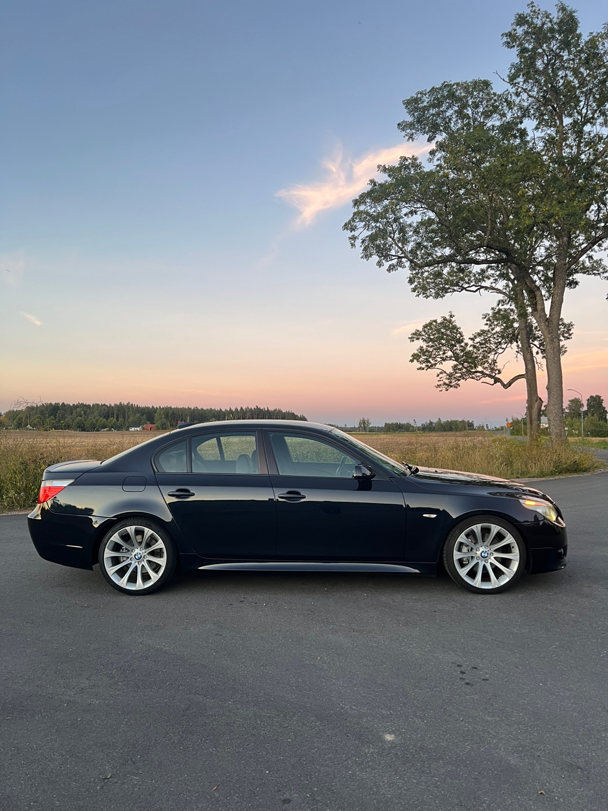 BMW 530i M Sport 2006, bild 2/8
