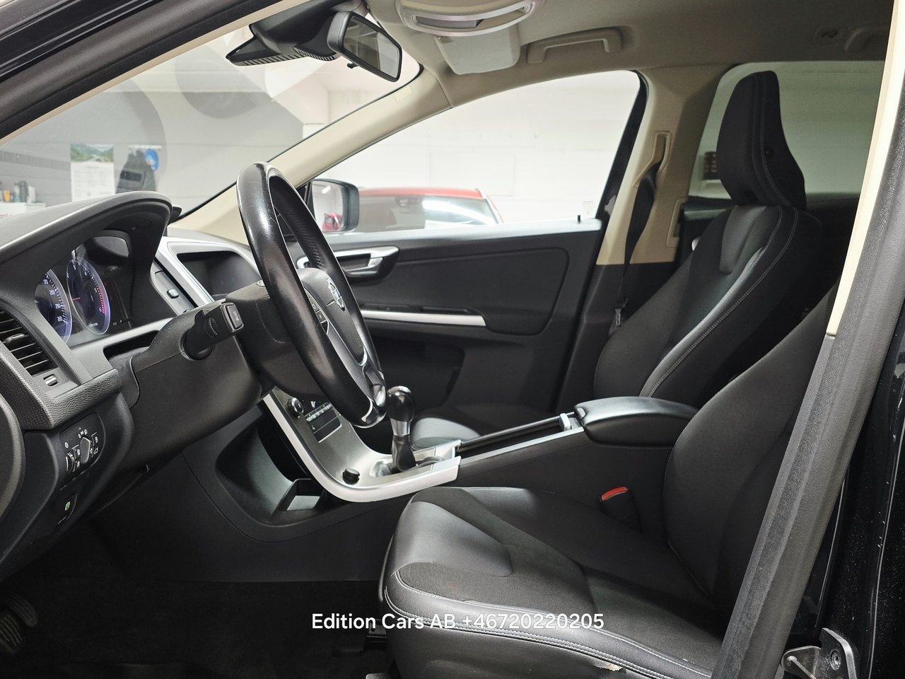 Volvo XC60 2.4D Momentum 2010, bild 7/10