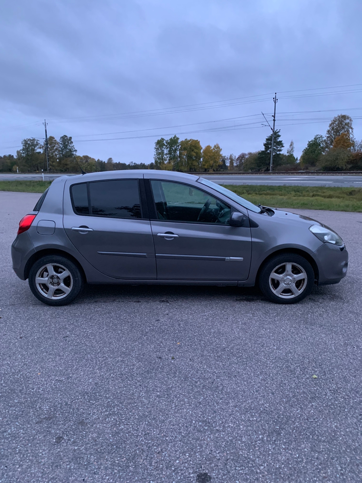Renault Clio dCi 90 FAP 2011, bild 5/10