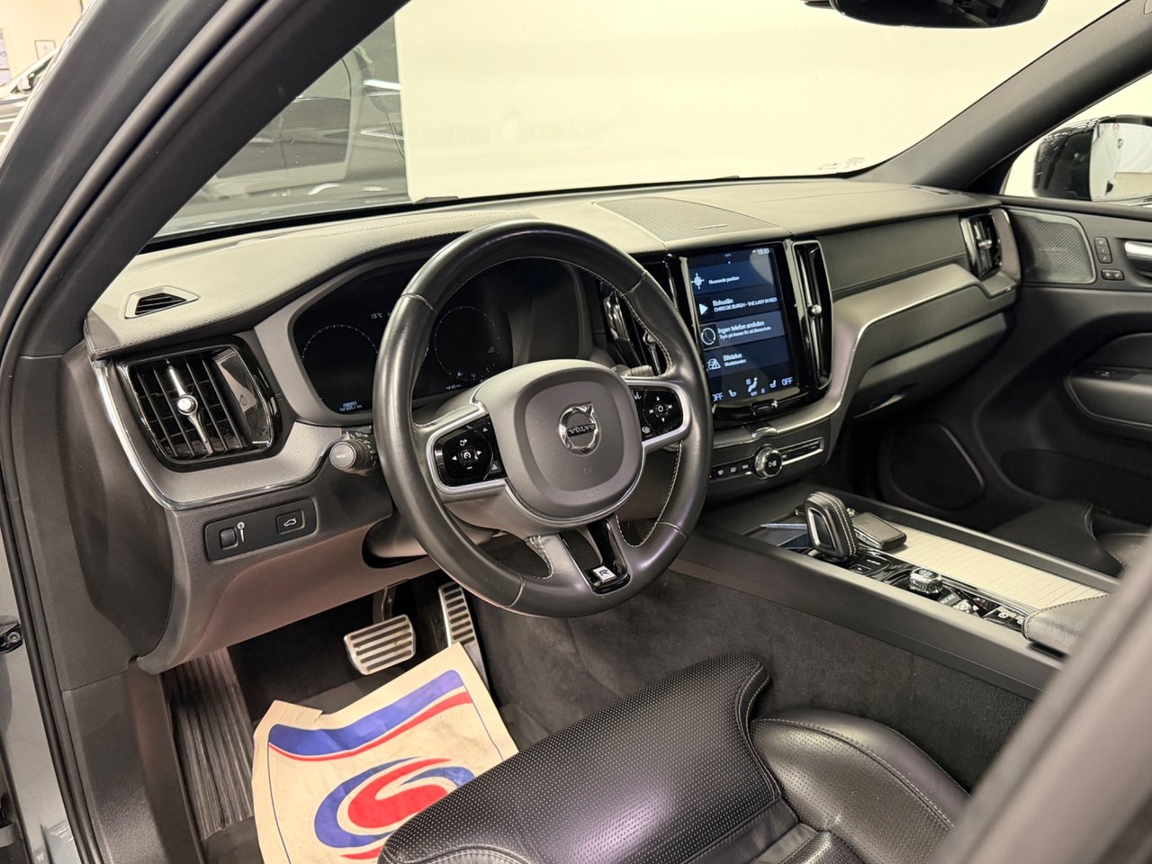 Volvo XC60 B5 Diesel R Design 2020, bild 7/10