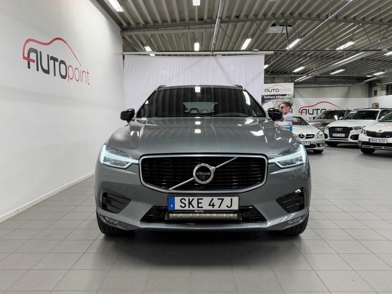 Volvo XC60 B5 Diesel R Design 2020, bild 2/10