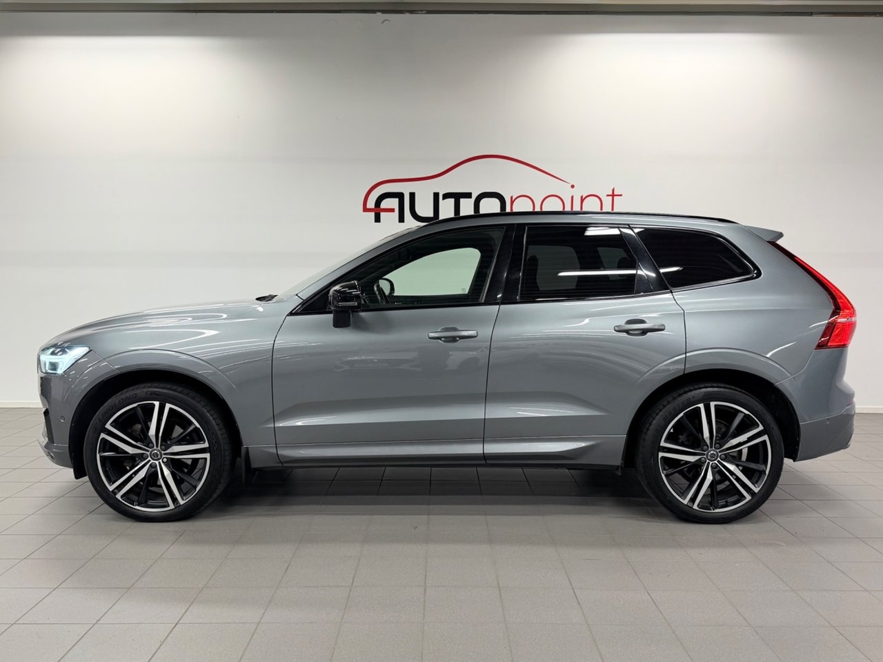 Volvo XC60 B5 Diesel R Design 2020, bild 3/10