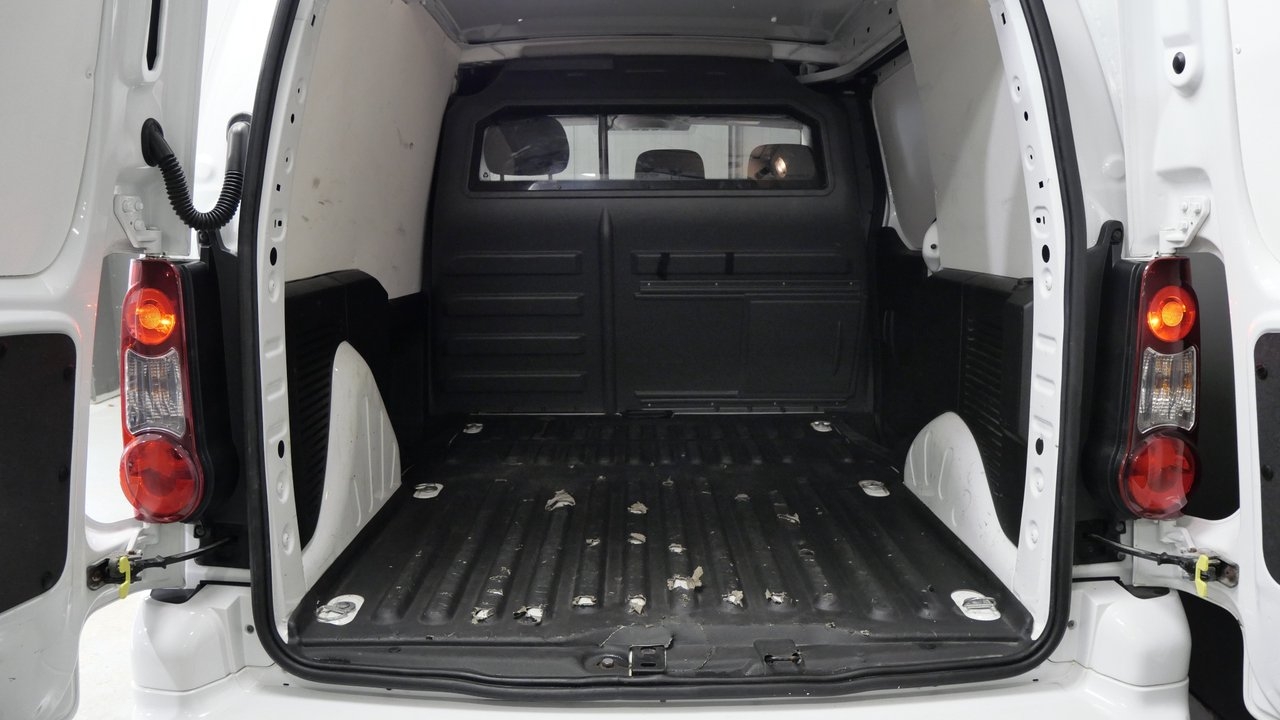 Peugeot Partner BlueHDi 100 2017, bild 7/10