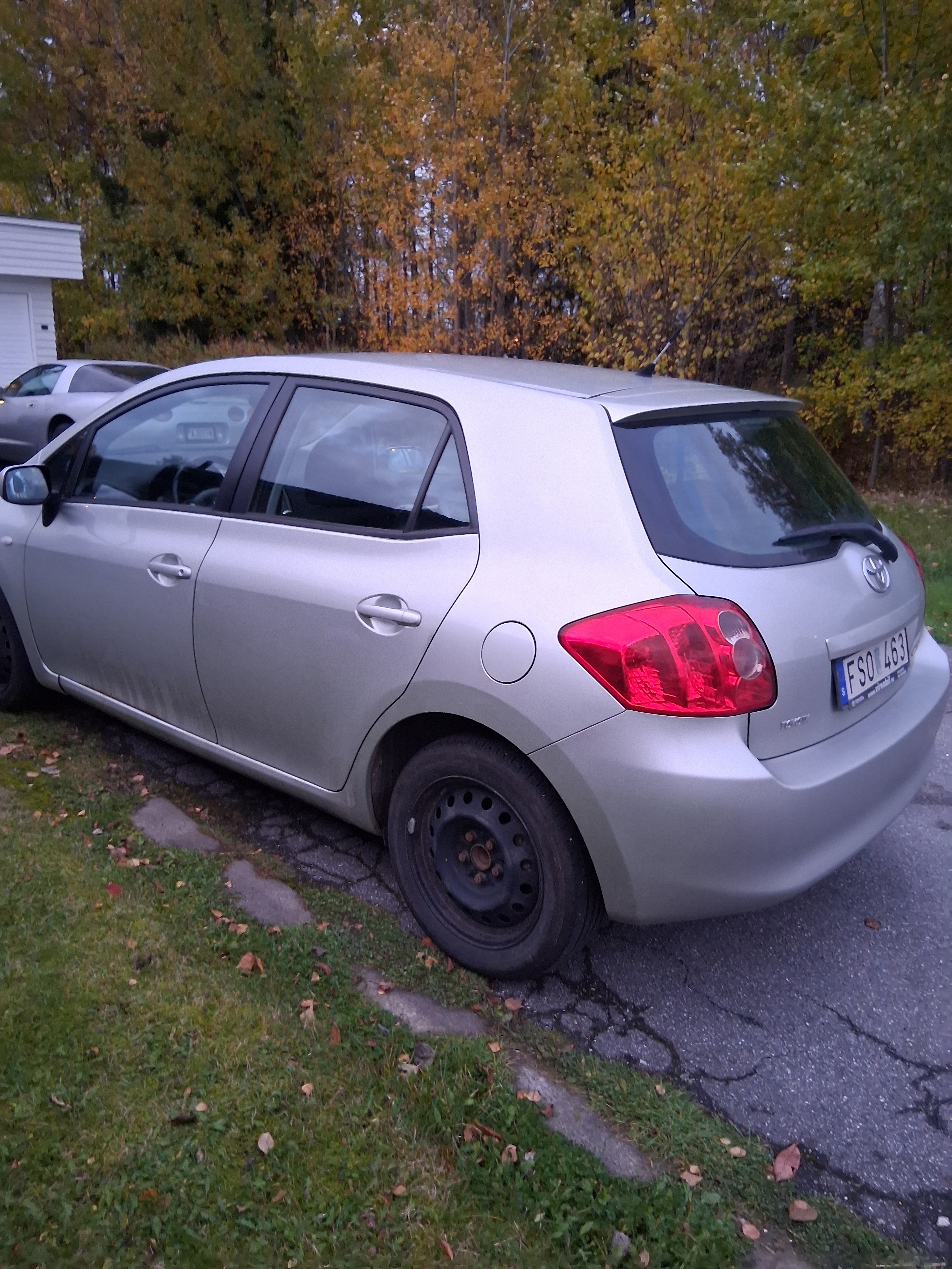 Toyota Auris 1.6 2007, bild 4/6