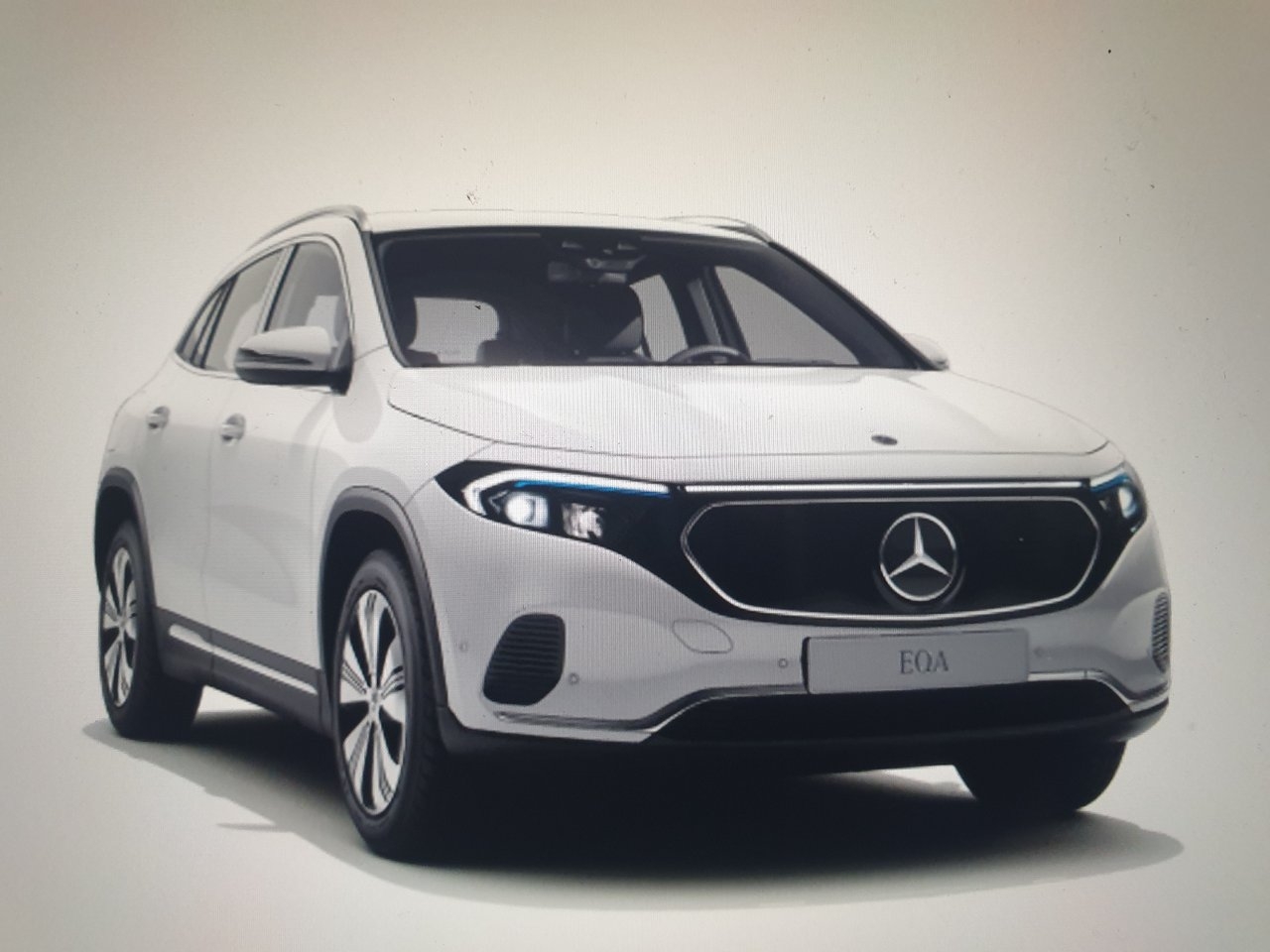 Mercedes-Benz EQA Premium Edition 2024, bild 2/8