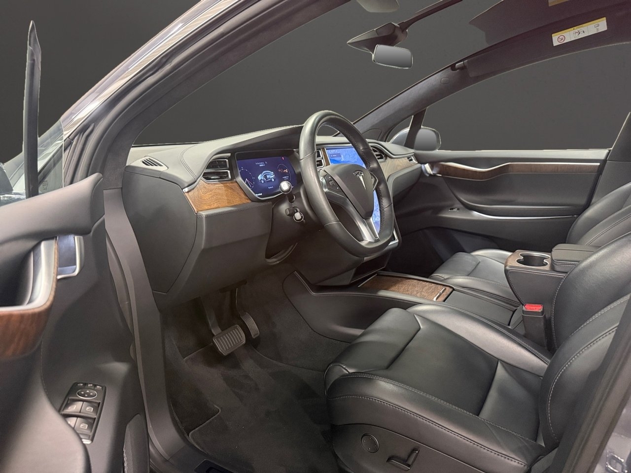 Tesla Model X 2018, kuva 7/10