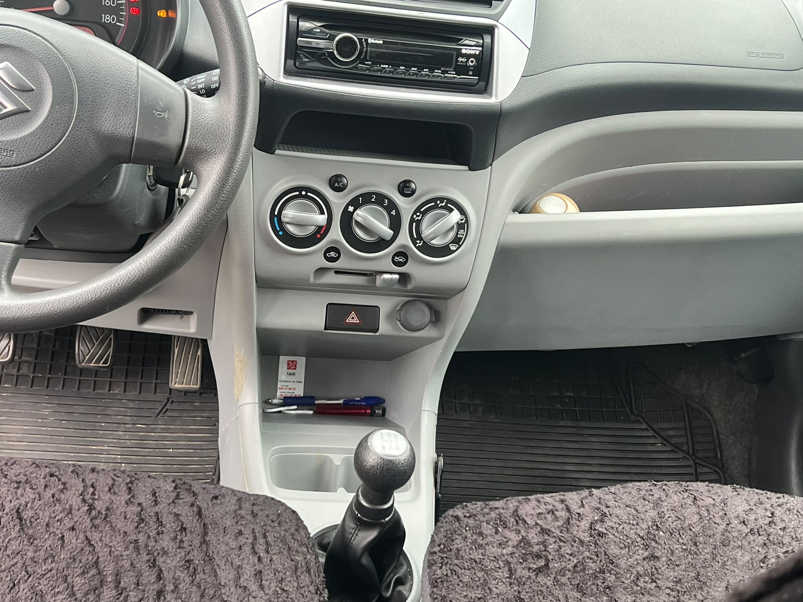 Suzuki Alto 1.0 2011, photo 6/8