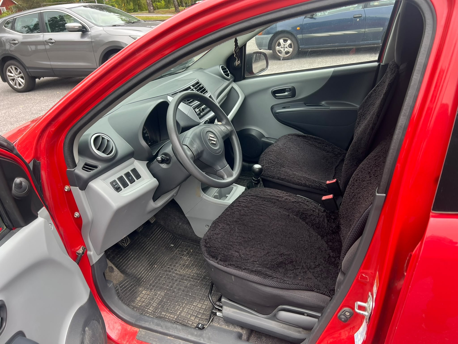 Suzuki Alto 1.0 2011, photo 5/8
