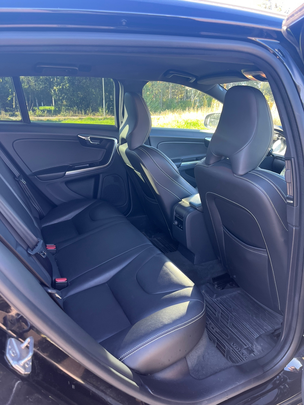 Volvo V60 D4 2018, kuva 6/10