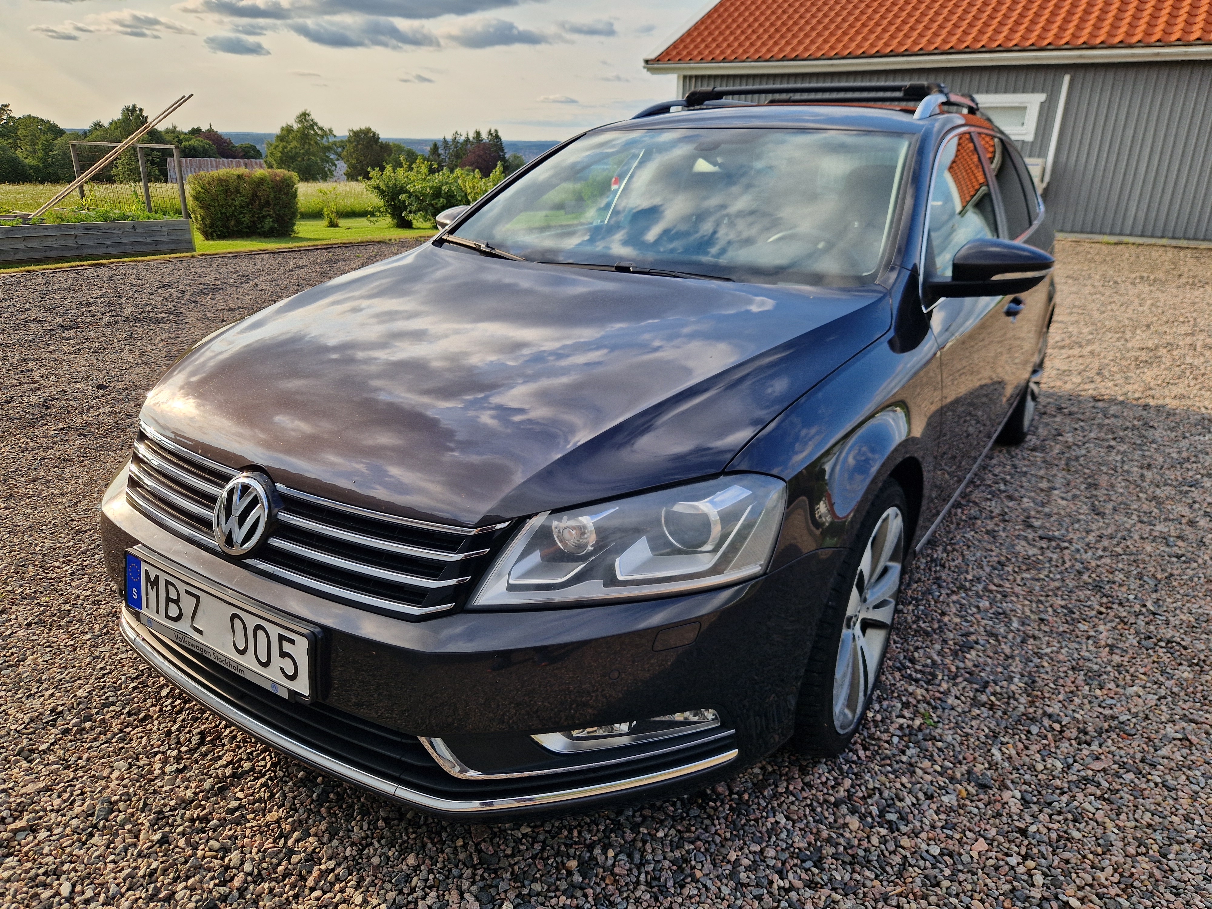 Volkswagen Passat 2011, bild 2/10