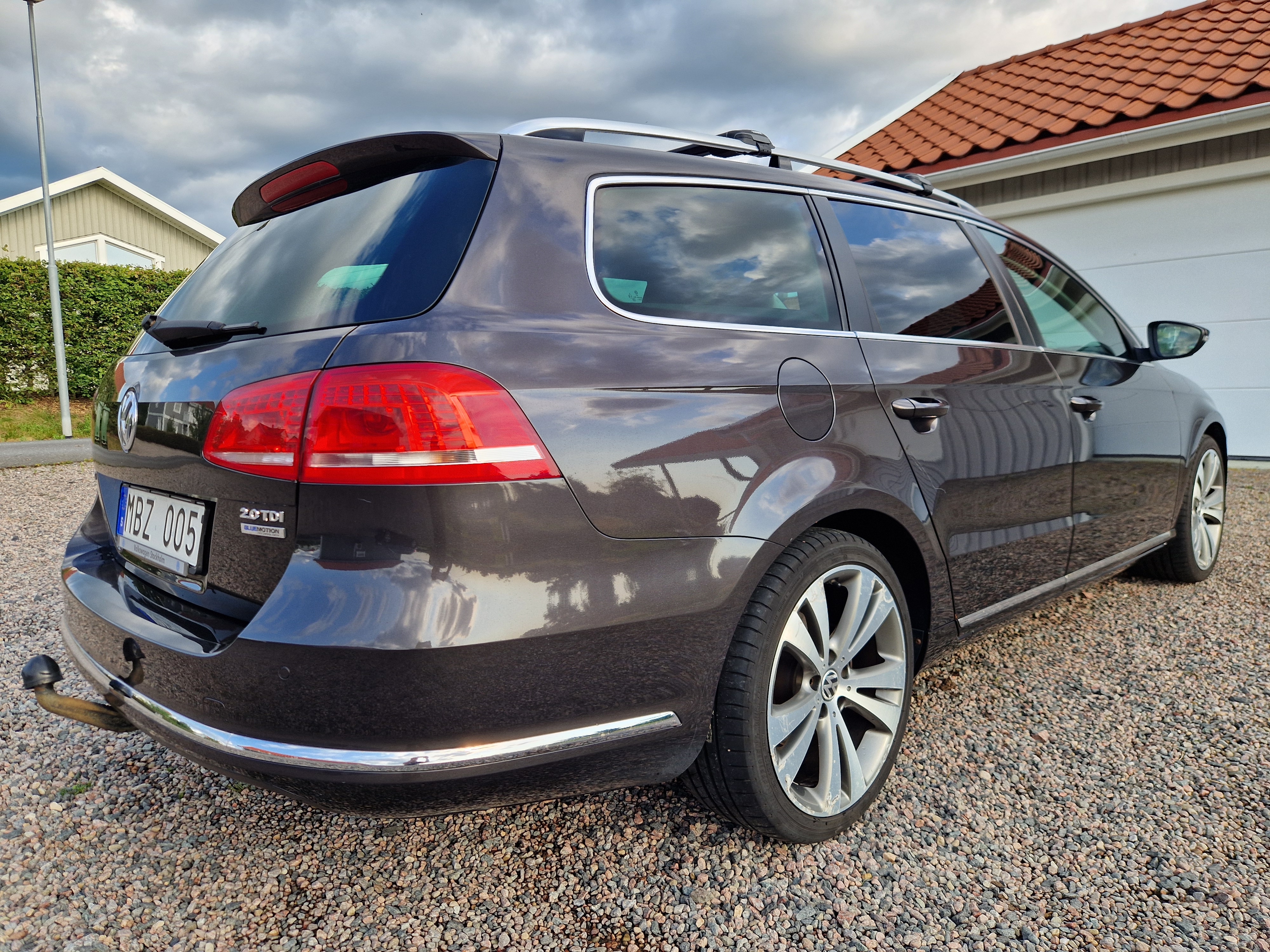 Volkswagen Passat 2011, bild 5/10