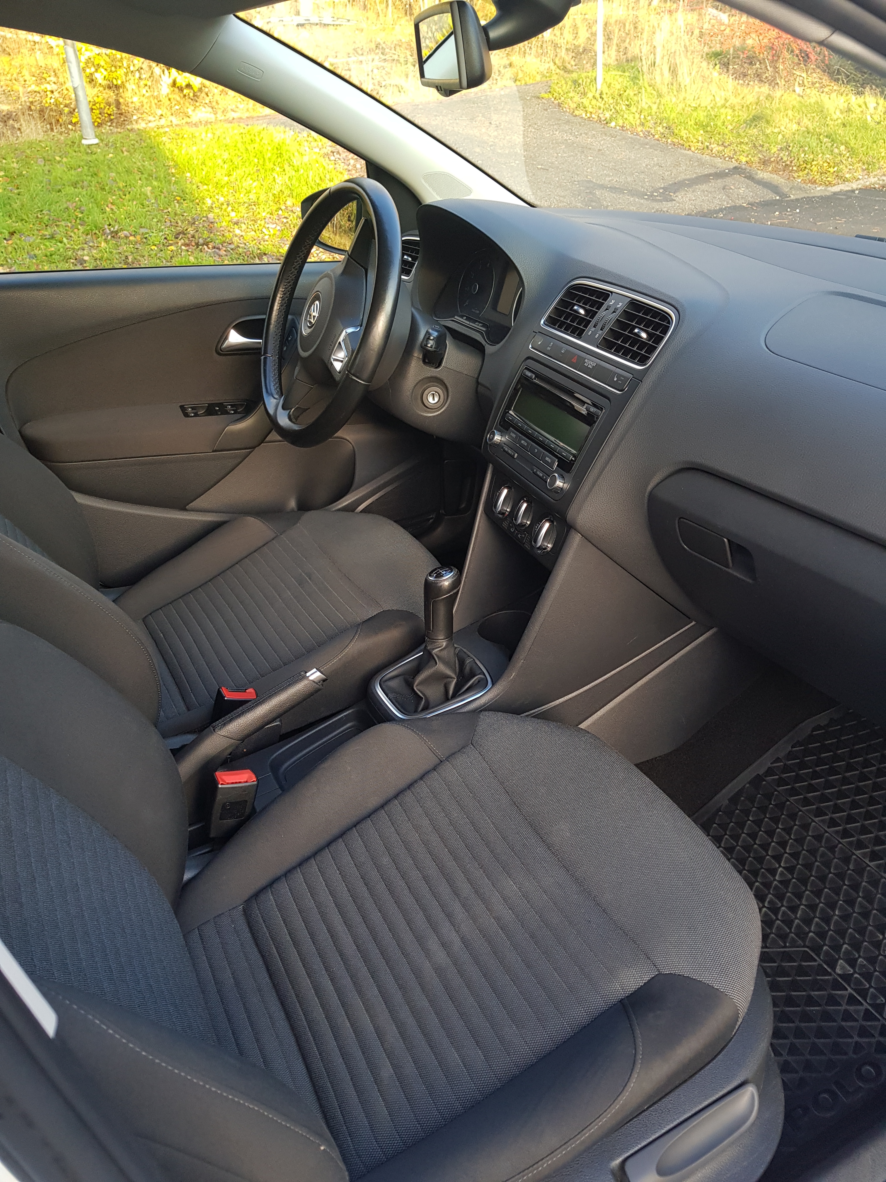 Volkswagen Polo 1.4 2010, bild 7/10