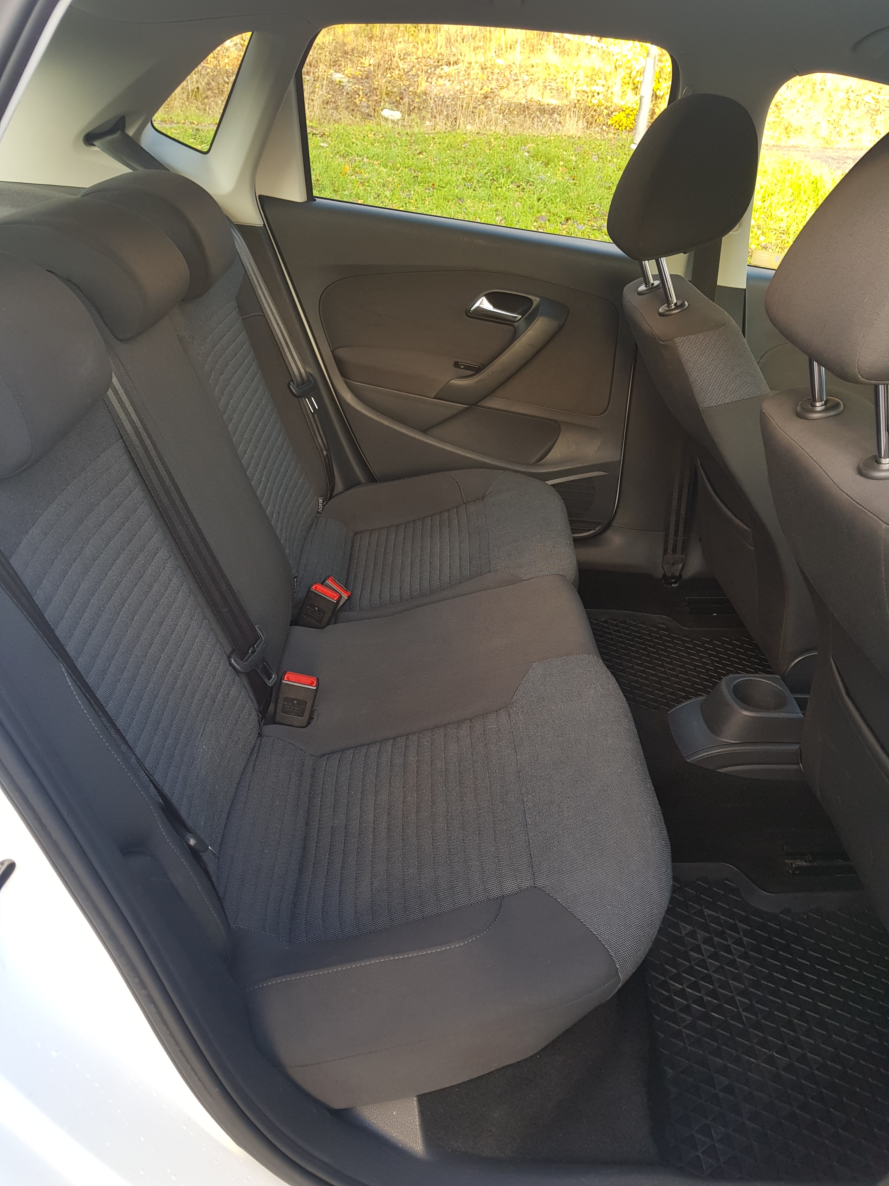 Volkswagen Polo 1.4 2010, bild 6/10