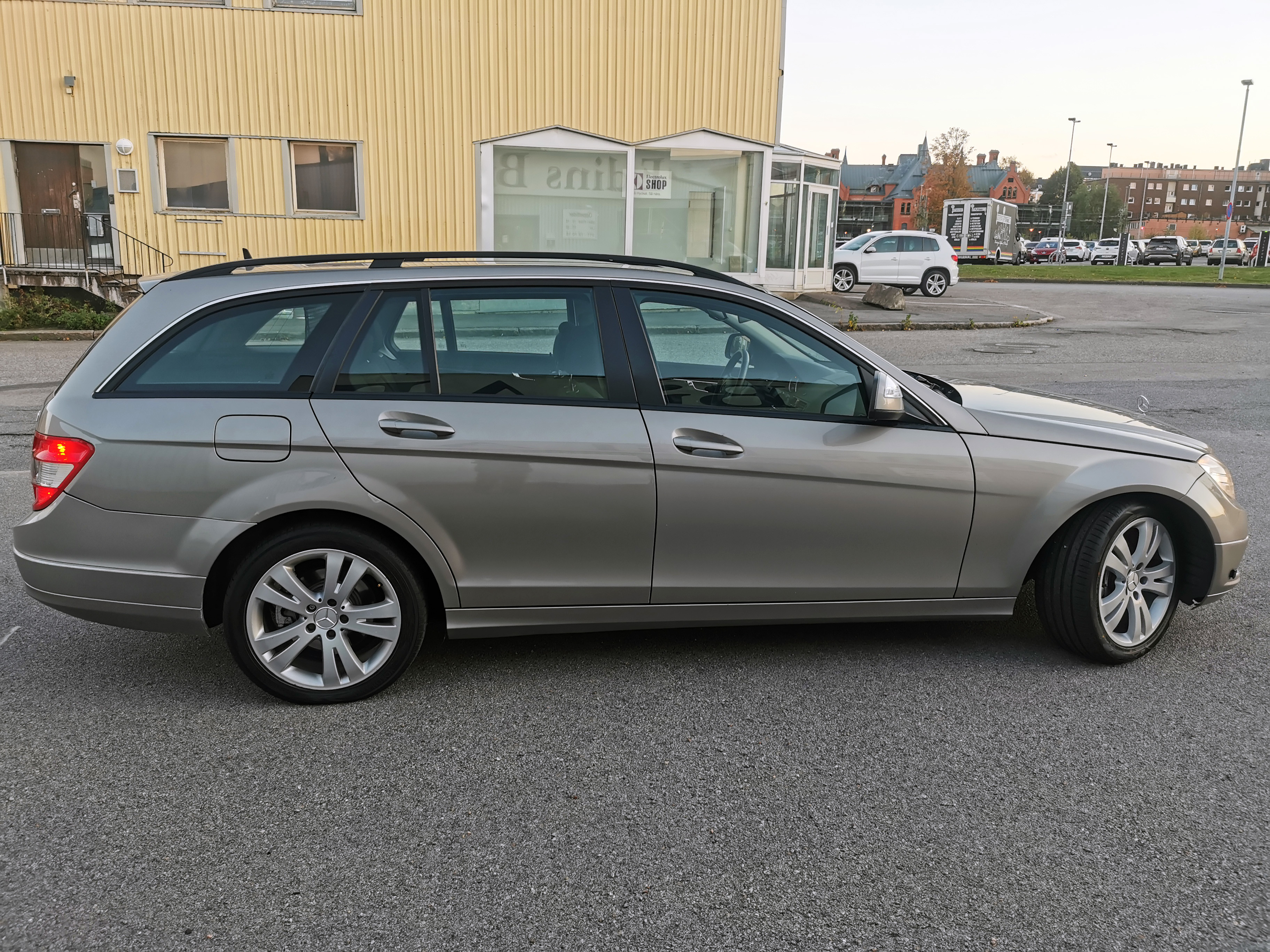 Mercedes-Benz C 220 CDI 2008, bild 4/10