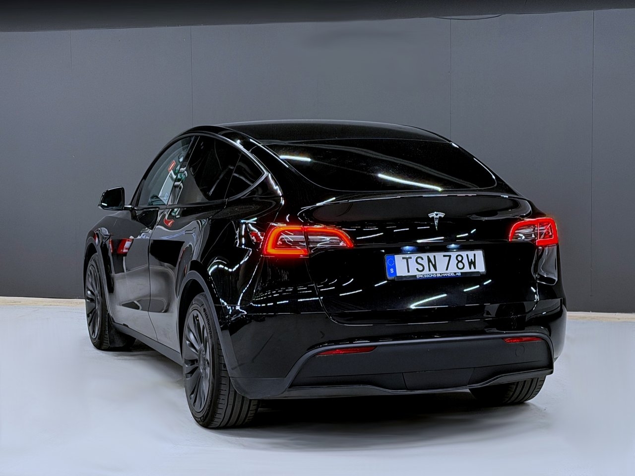 Tesla Model Y 2023, bild 7/10