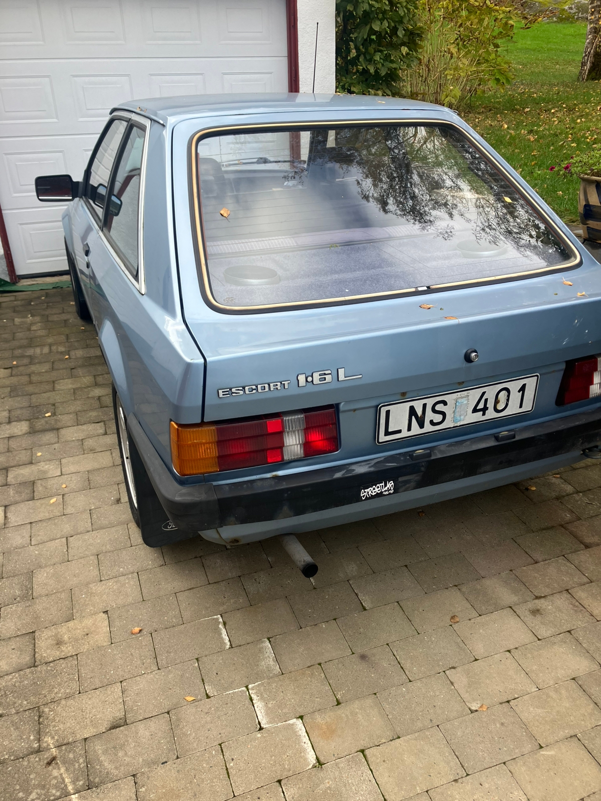 Ford Escort 1.6 1983, bild 3/4