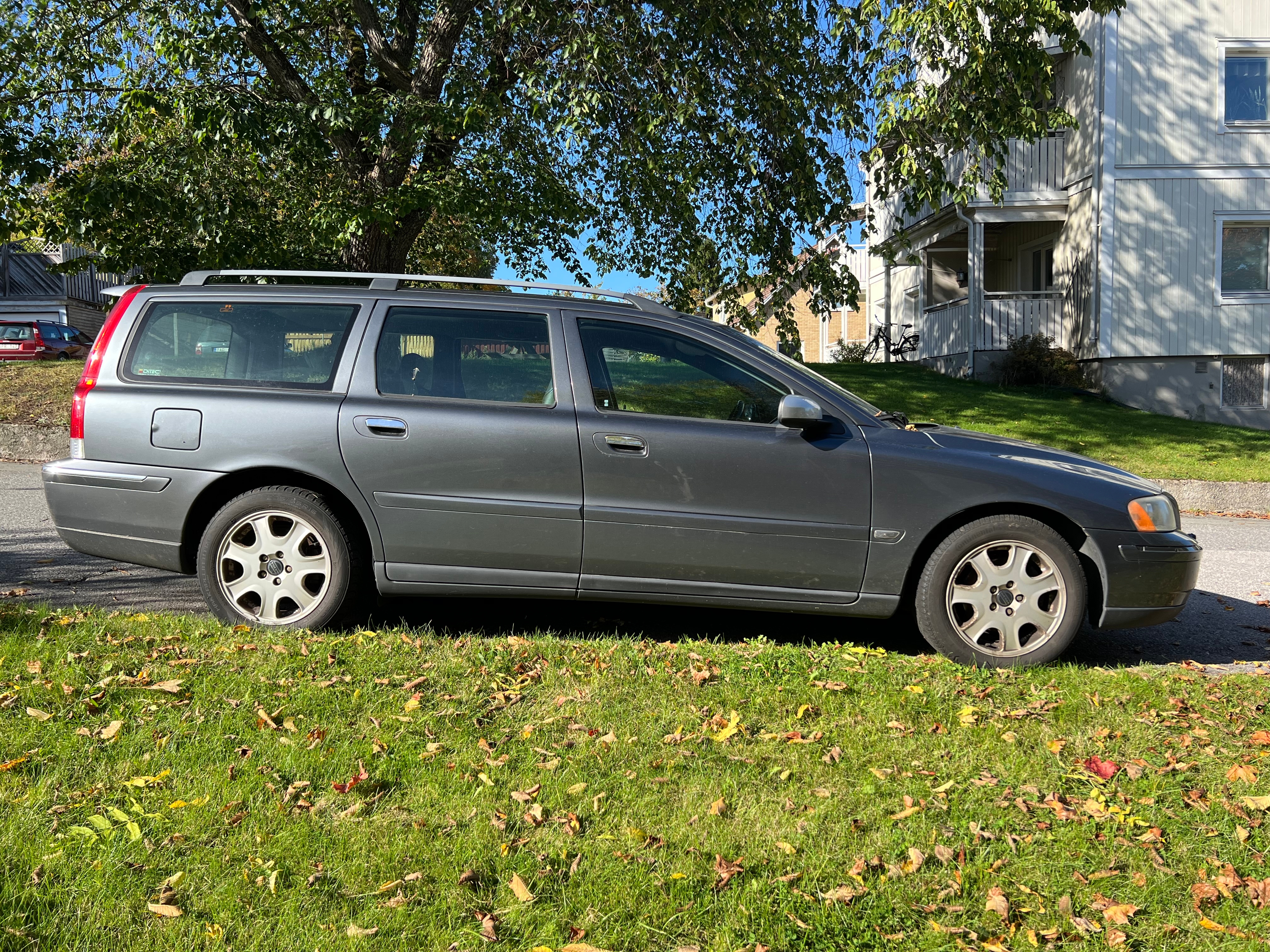 Volvo V70 2.4 2006, kuva 4/10