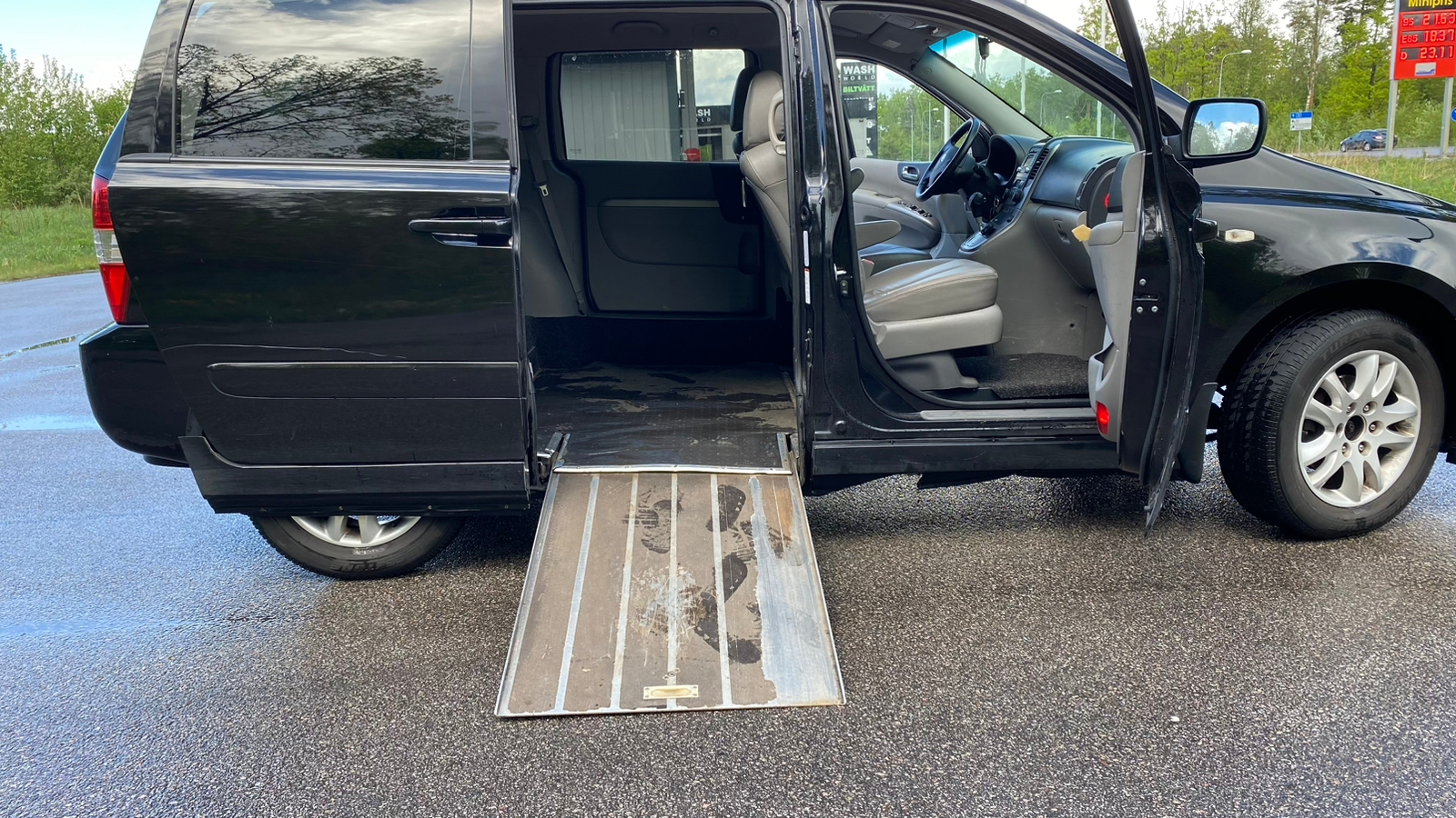 Kia Carnival 2010, bild 4/10