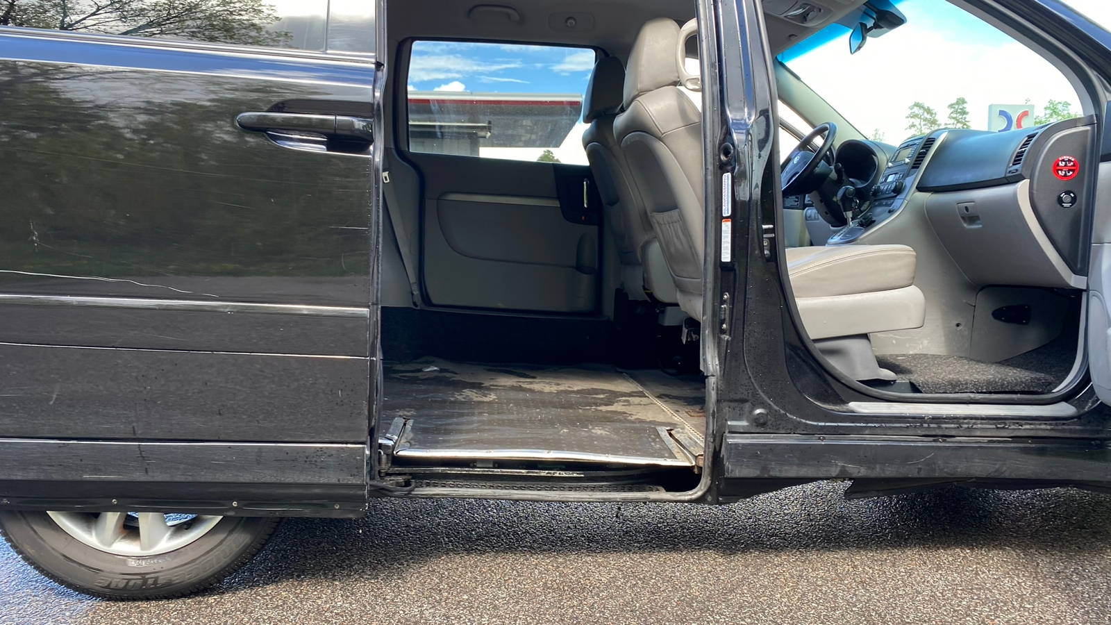 Kia Carnival 2010, bild 3/10