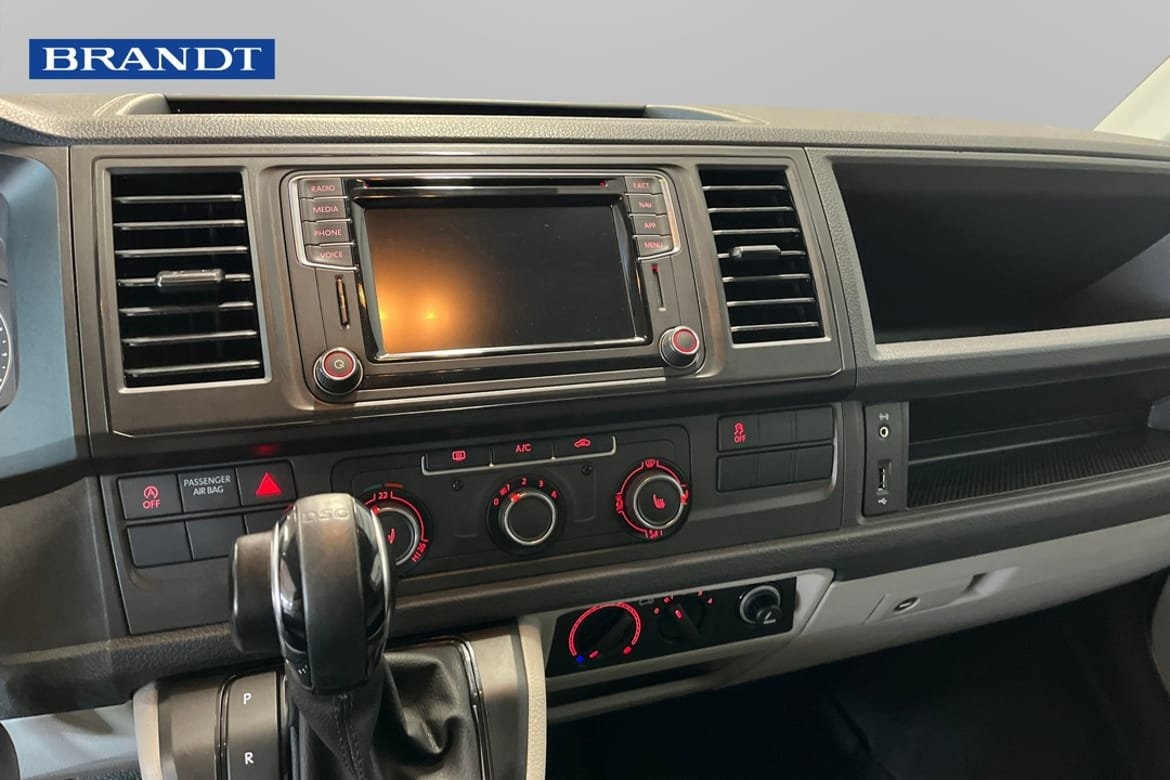 Volkswagen Transporter 2.0 TDI SCR 2018, photo 5/7