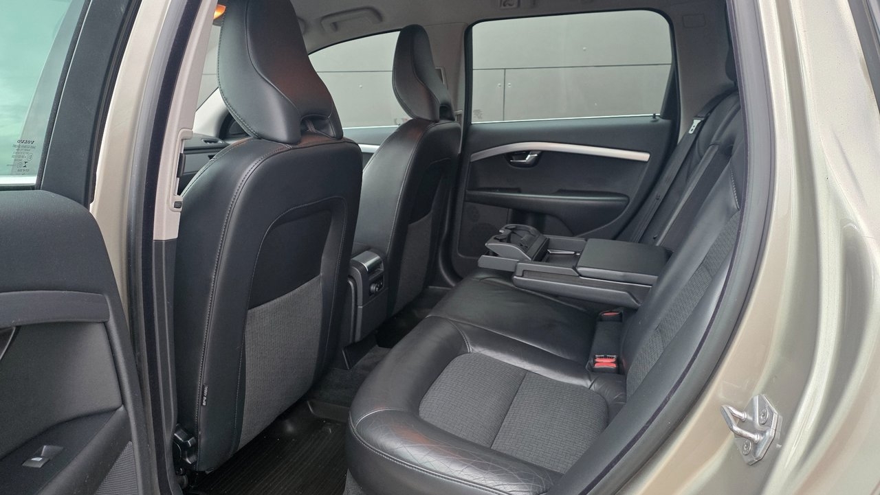 Volvo V70 D4 2015, kuva 6/10