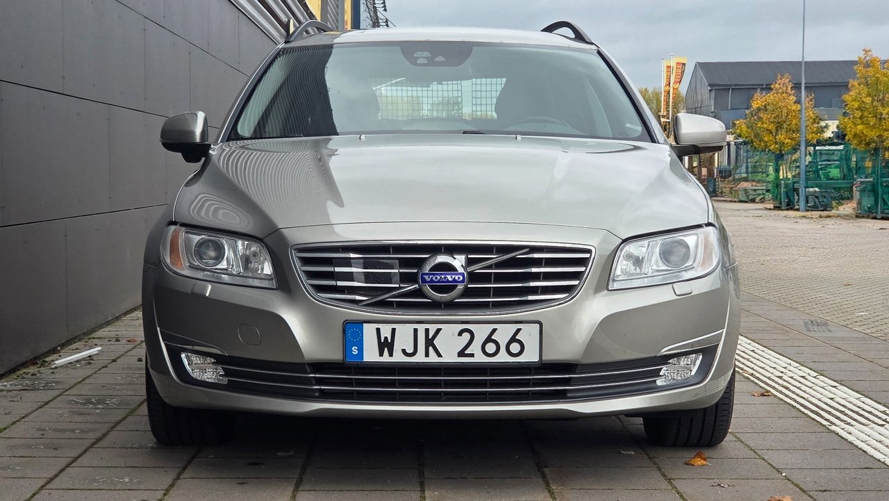 Volvo V70 D4 2015, kuva 4/10